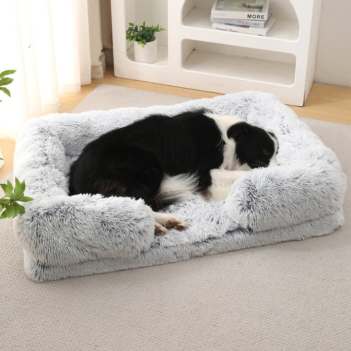 Cozy Comfort for Your Furry Friend: The Plush Round Winter Pet Sleeping Bed