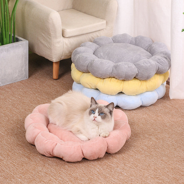 Multi Color Petal Shape Soft Plush Pet Nest Bed
