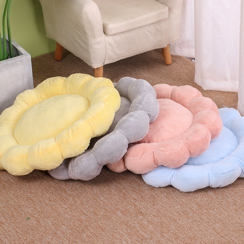 Multi Color Petal Shape Soft Plush Pet Nest Bed