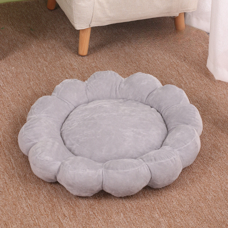 Multi Color Petal Shape Soft Plush Pet Nest Bed